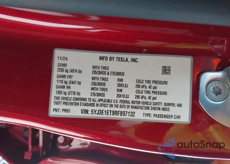 2024 Tesla Model 3 Performance All-Wheel Drive z USA, uszkodzony, nr VIN 5YJ3E1ET9RF897132